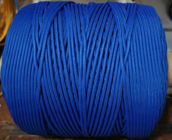  Шнур ПА плетеный 16-ти пр.с ПА серд.d 4 мм синий в Самаре  